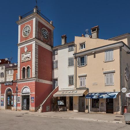 Royal Apartments Rovinj Buitenkant foto
